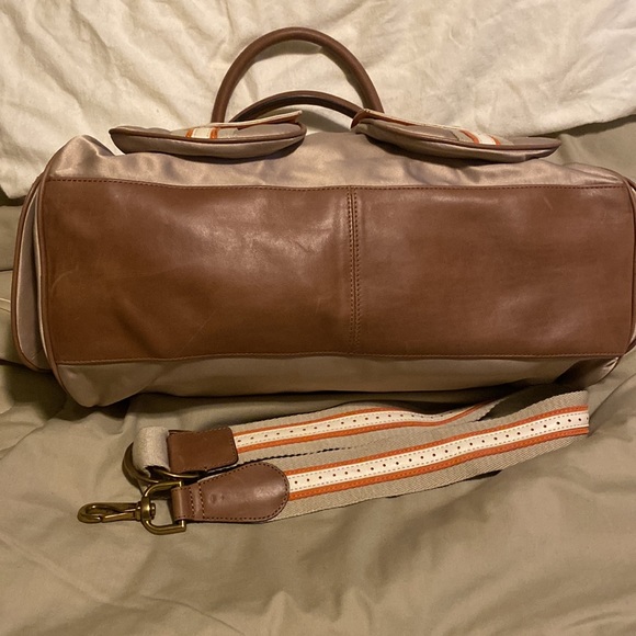 Cole Haan Shoulder Bag Like New with Storage Bag - Picture 11 of 14